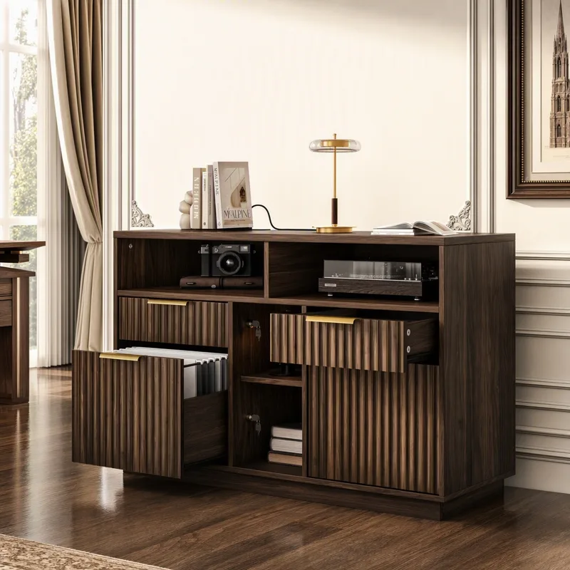 Office Furniture Filing Cabinets - ตู้เก็บเอกสาร 4 ลิ้นชัก, ตู้เก็บเอกสารไม้ลายลูกฟูกพร้อมกุญแจล็อคและสถานีชาร์จสำหรับโฮมออฟฟิศ, แท่นวางเครื่องพิมพ์พร้อมชั้นวางของแบบเปิด, รองรับเอกสารขนาด